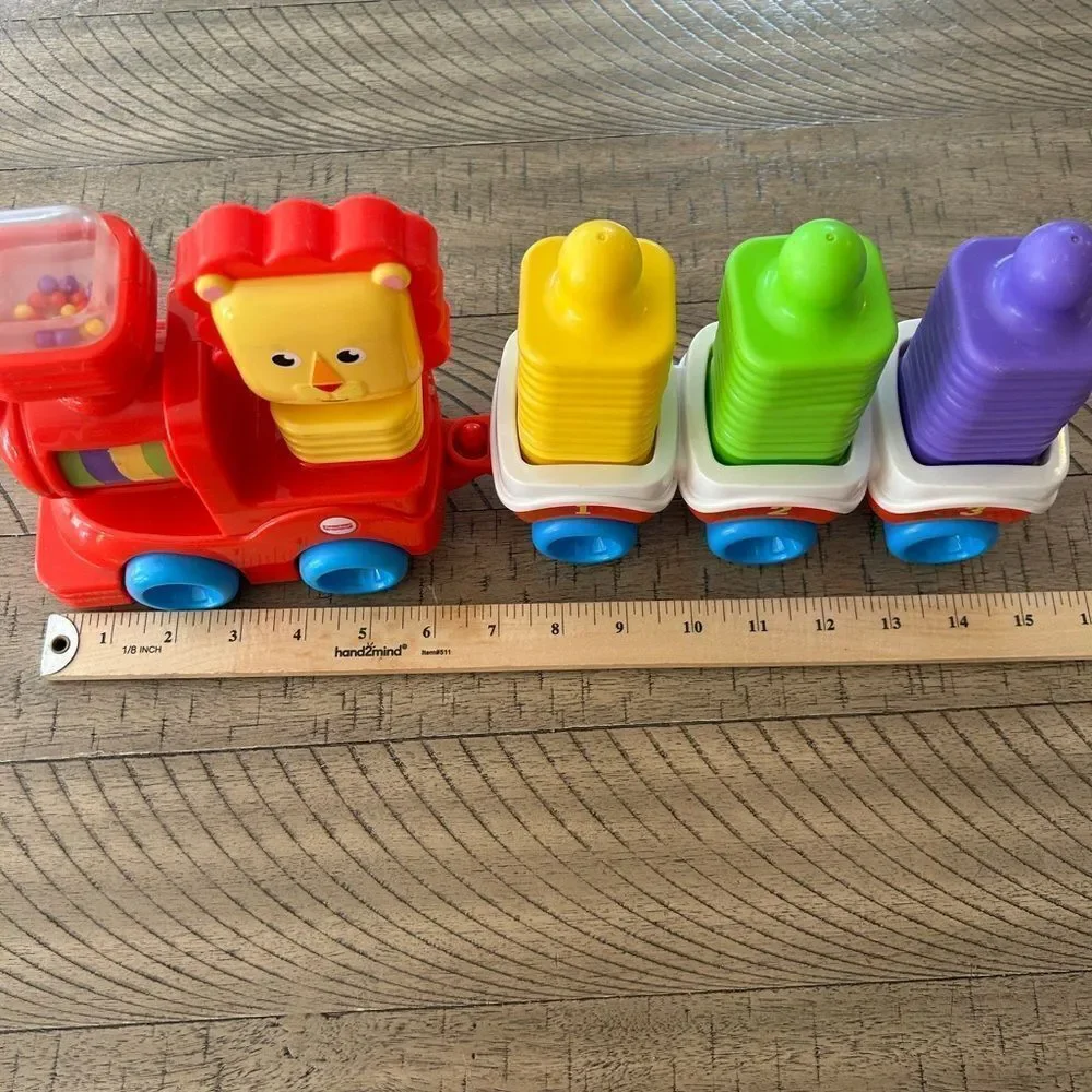 Easy as 1 2 3 CLASSIC Choo Choo Train 🚂 and Blocks Toy Set Tiger🐯& 9 blocks!